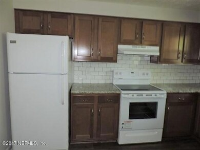 5154 Broken Arrow Dr N, Jacksonville, FL 32244 - photo 2