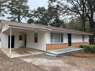 209 Knodishall Dr, Warner Robins, GA 31093 - photo 4