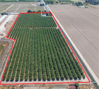 4807 N Sperry Rd, Denair, CA 95316 - photo 2