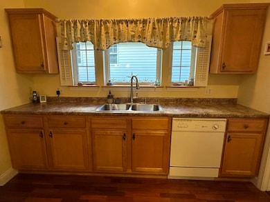 74 Macintosh Ln, Old Orchard Beach, ME 04064 - photo 6