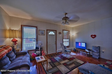 337 Soldiers Ct, Scranton, PA 18504 - photo 3