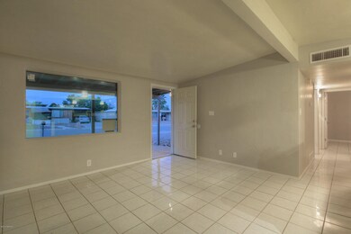 26th_street_Great_room