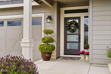 1320 S 10th St, Independence, OR 97351 - photo 4