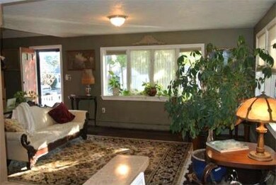 70 Meadow Rd, Portsmouth, NH 03801 - photo 3