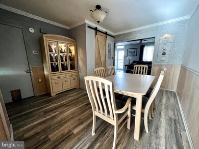 6 N Sycamore Ave, Aldan, PA 19018 - photo 7