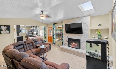 1632 Vista Real Dr, El Paso, TX 79935 - photo 4