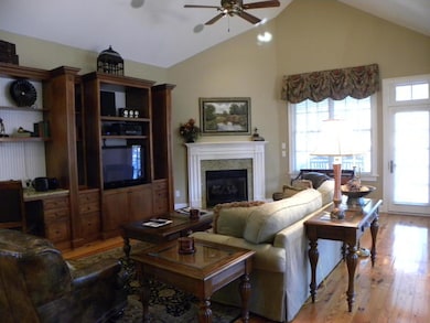 300 Cochran Castle Cir unit 1, Pinehurst, NC 28374 - photo 5