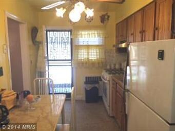 3906 Rexmere Rd, Baltimore, MD 21218 - photo 5