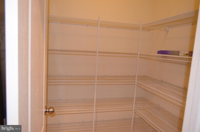 23212 Shaws Tavern Ct unit 2224, Clarksburg, MD 20871 - photo 6