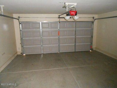 023-145139 Garage Interior