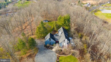 791 Shelbourne Rd, Reading, PA 19606 - photo 4