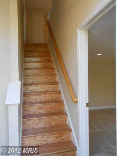 46343 Villa Square unit 123, Sterling, VA 20165 - photo 2