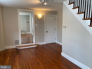 421 1/2 Maple St, Jenkintown, PA 19046 - photo 7