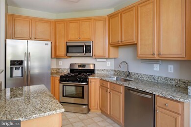 2323 Huntington Station Ct, Alexandria, VA 22303 - photo 4
