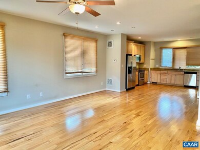 1013 Linden Ave unit T, Charlottesville, VA 22902 - photo 2