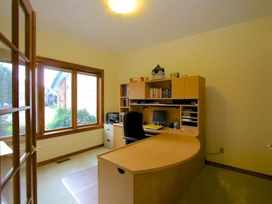 340 W Wilson Ave, Spokane, WA 99208 - photo 3