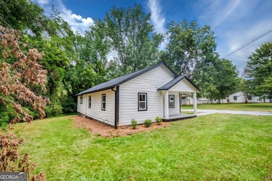 206 Walker Dr, Monroe, GA 30655 - photo 3