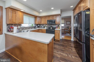 4 Niamoa Dr, Cherry Hill, NJ 08003 - photo 5