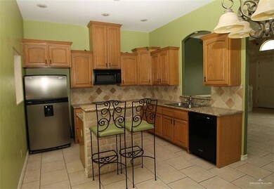 1610 Key Largo, Weslaco, TX 78596 - photo 6