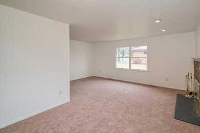 761 Flanders St, Chelsea, MI 48118 - photo 5