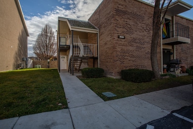 830 E 3990 S unit D, Salt Lake City, UT 84107 - photo 2