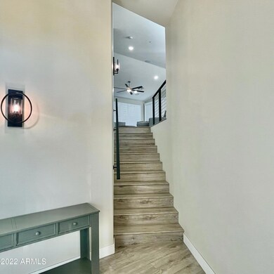 1ST FLOOR FOYER