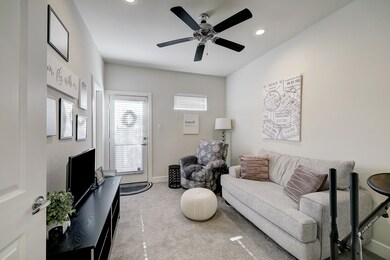 134 Knightsbridge Park Ln, Houston, TX 77018 - photo 5