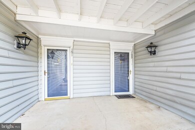 8226 Winstead Place unit 102, Manassas, VA 20109 - photo 2