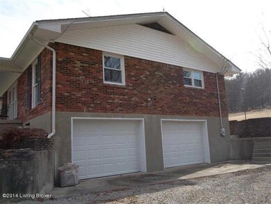 754 E Oak St, Lebanon Junction, KY 40150 - photo 4