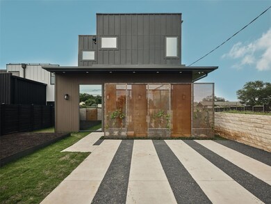 412 Kemp St, Austin, TX 78741 - photo 5