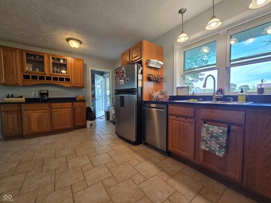 3302 N Talley Rd, Columbus, IN 47203 - photo 2