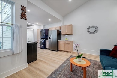 Living Room/Kitchen