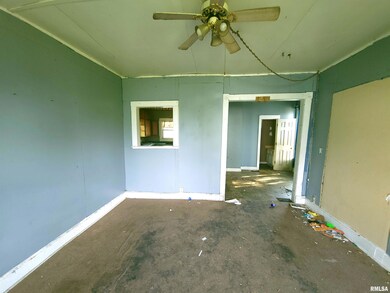 1616 W 9th St, Davenport, IA 52804 - photo 6