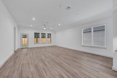 10312 Rainbow Cove Ln, Conroe, TX 77384 - photo 7