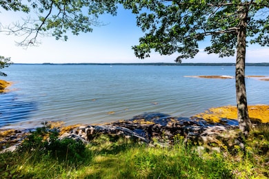 978 Mere Point Rd, Brunswick, ME 04011 - photo 2