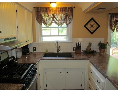 1087 S Main St, Bellingham, MA 02019 - photo 7