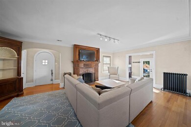 111 E Locust Ln, Kennett Square, PA 19348 - photo 4