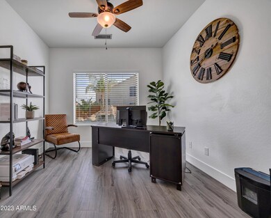 2109 W Kathleen Rd-37