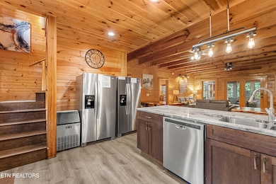 315 Caney Creek Rd, Pigeon Forge, TN 37863 - photo 5