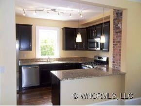 Kitchen- Breakfast Bar