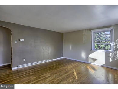 3406 Sheidy Ave, Reading, PA 19605 - photo 6