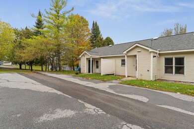 2 Alden Place unit 4, Vergennes, VT 05491 - photo 2