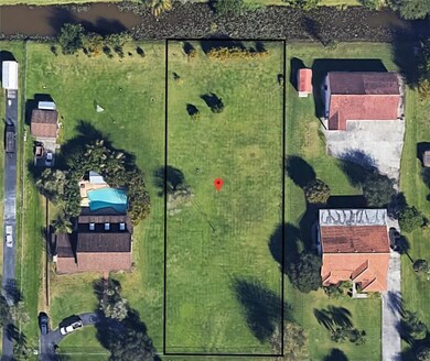 NA SW 31st St, Davie, FL 33331 - photo 3
