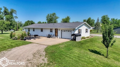 403 W Pleasant, Cincinnati, IA 52549 - photo 3