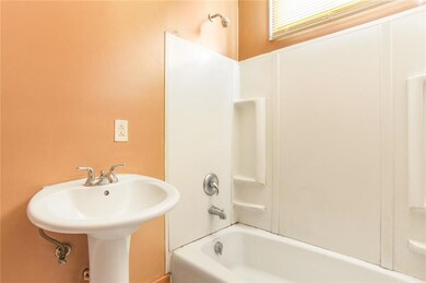 4216 N Villere St, New Orleans, LA 70117 - photo 5