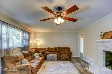 115 Robinhood Loop, Statesville, NC 28625 - photo 5