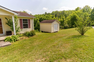 1370 Leger Fork Rd, Tyner, KY 40486 - photo 3