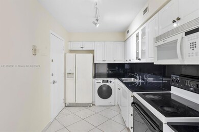 Aquasol unit 8R, Miami Beach, FL 33141 - photo 7