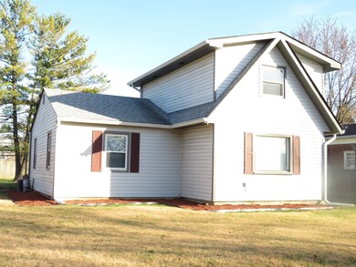 319 N 20th Ave, Beech Grove, IN 46107 - photo 2