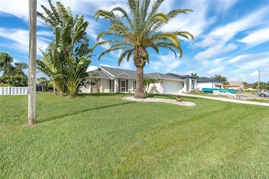 43 Bunker Ln, Rotonda West, FL 33947 - photo 2